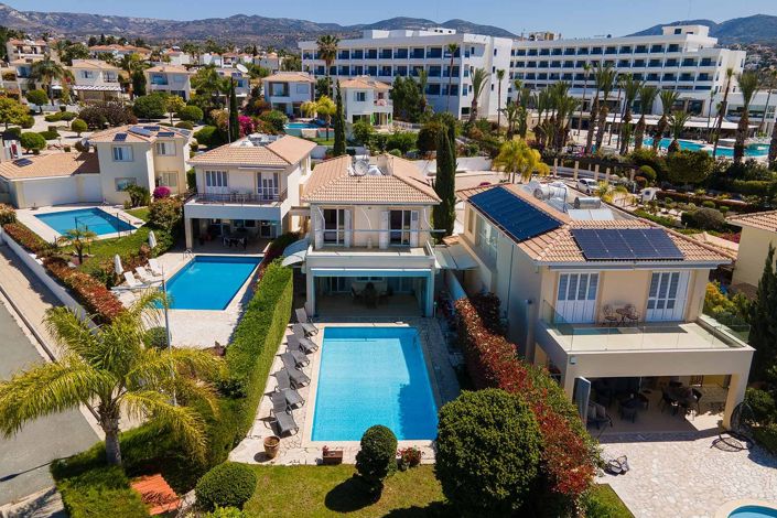 Image No.3-Maison de 3 chambres à vendre à Peyia