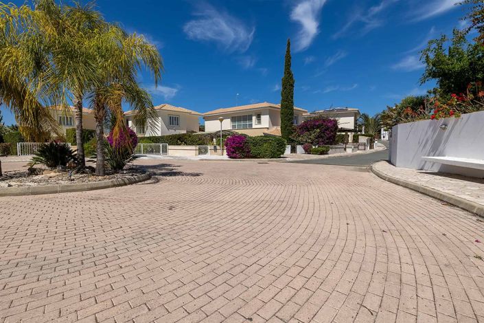 Image No.4-Maison de 3 chambres à vendre à Peyia