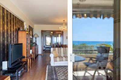 6864f9ff-a1ce-4dd1-a906-d9920cdbf394