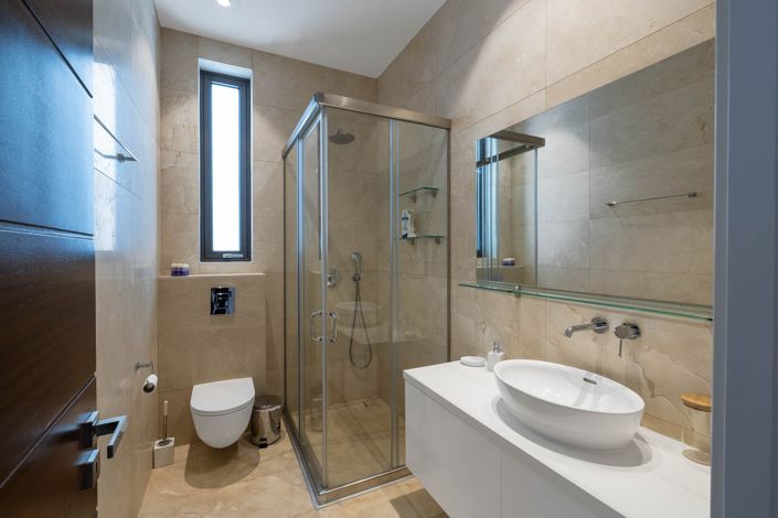 Image No.16-5 Bed Villa for sale