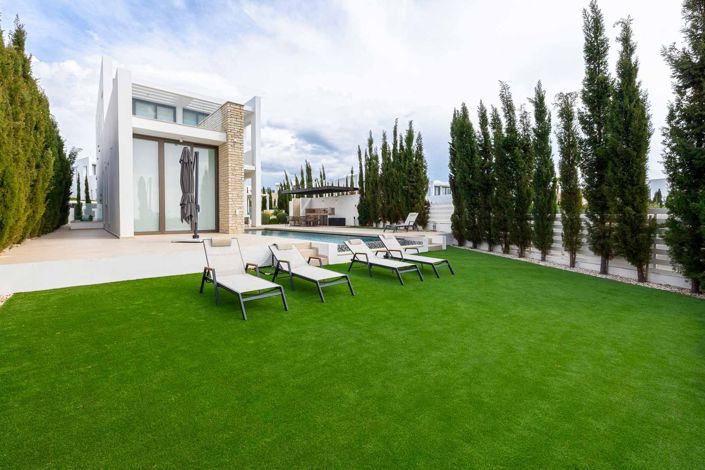 Image No.28-5 Bed Villa for sale