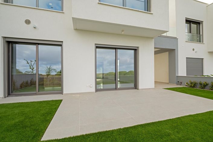 Image No.4-3 Bed Villa for sale