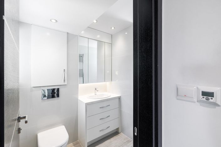 Image No.17-5 Bed House for sale