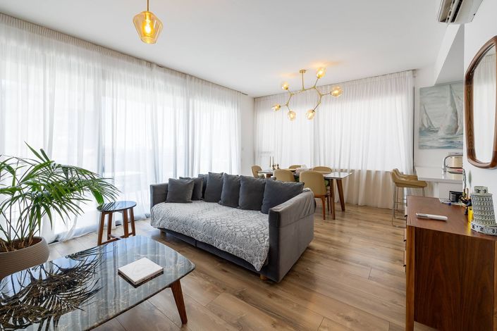Image No.20-2 Bed Apartment for sale
