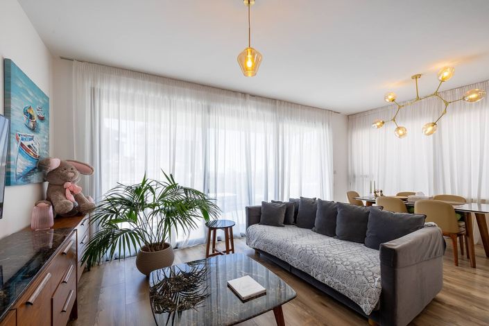 Image No.24-2 Bed Apartment for sale