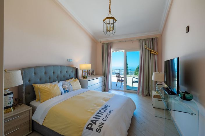 Image No.14-5 Bed Villa for sale