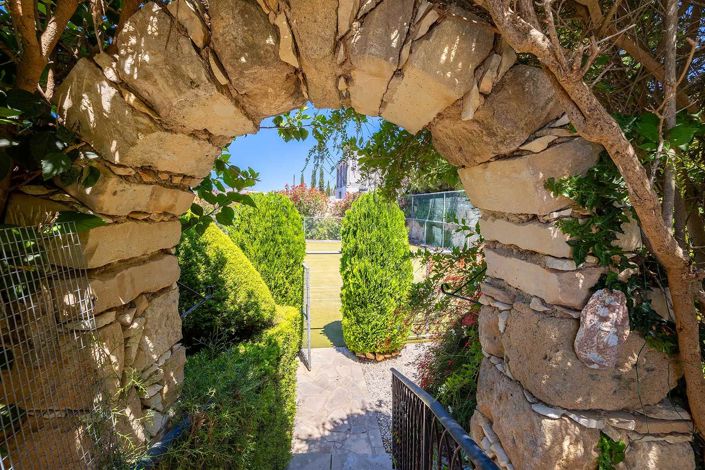 Image No.3-5 Bed Villa for sale