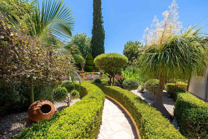 Image No.4-5 Bed Villa for sale