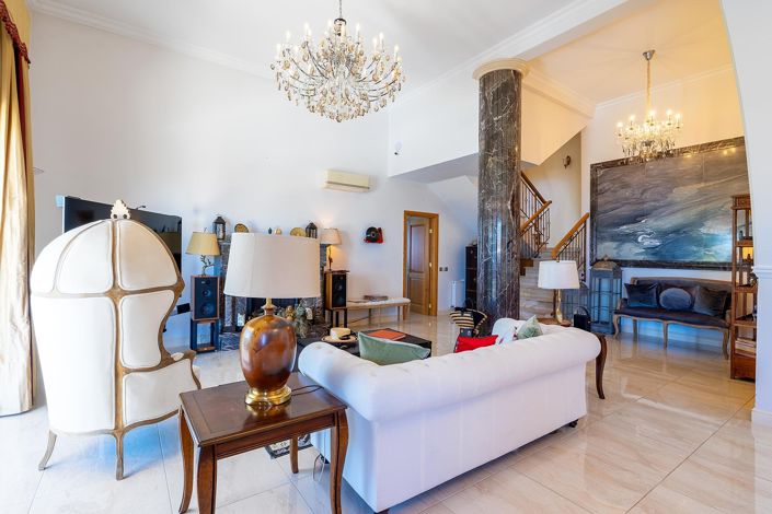 Image No.5-5 Bed Villa for sale