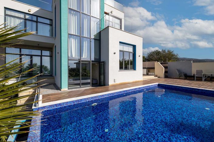 Image No.3-4 Bed Villa for sale