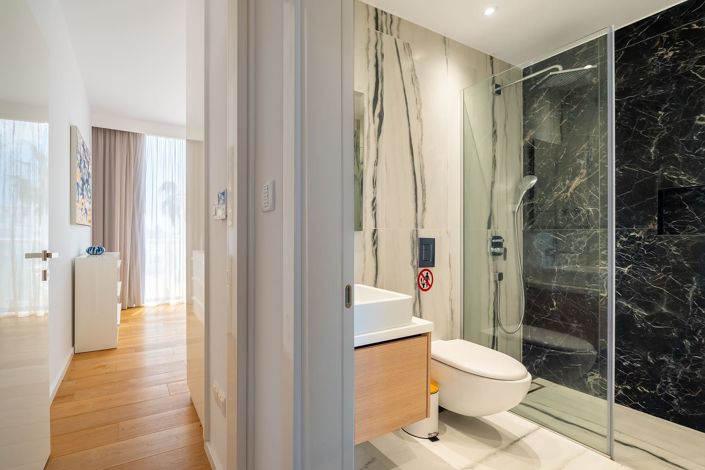 Image No.14-2 Bed Apartment for sale