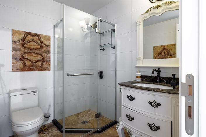 Image No.21-Villa de 8 chambres à vendre à Alethriko