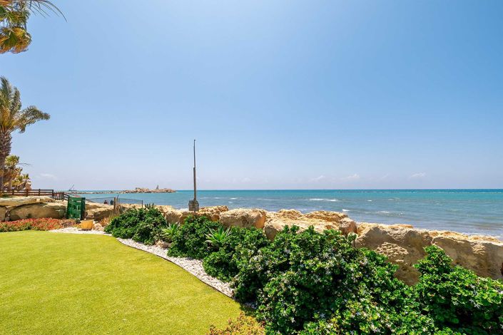 Image No.8-4 Bed House for sale