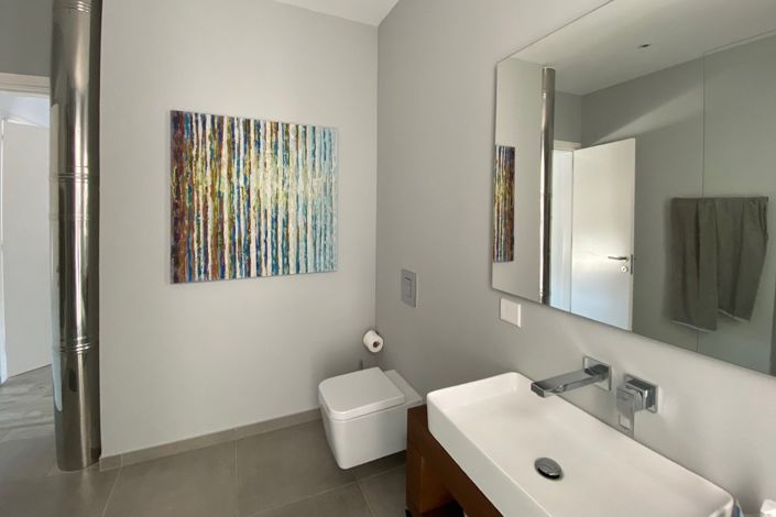 Image No.18-3 Bed House for sale