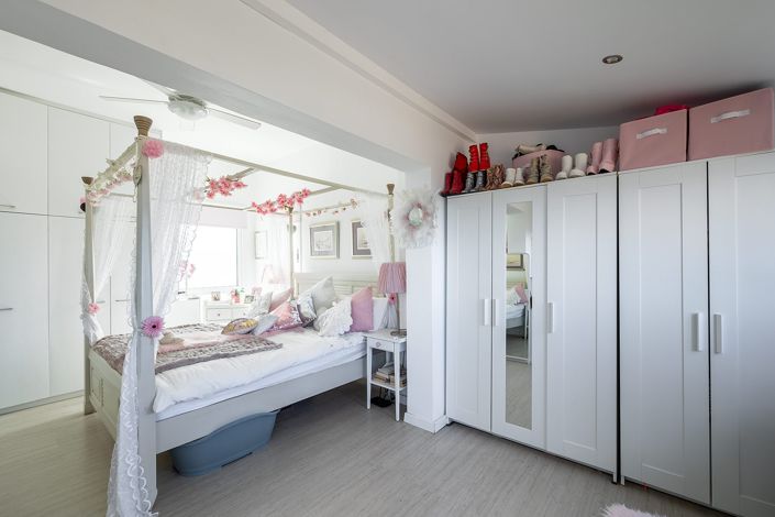 Image No.24-4 Bed House for sale