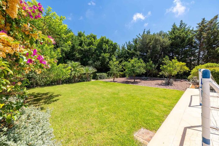 Image No.24-4 Bed House for sale