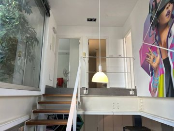 17298942-ae1d-4a26-9eb1-958f792f6947