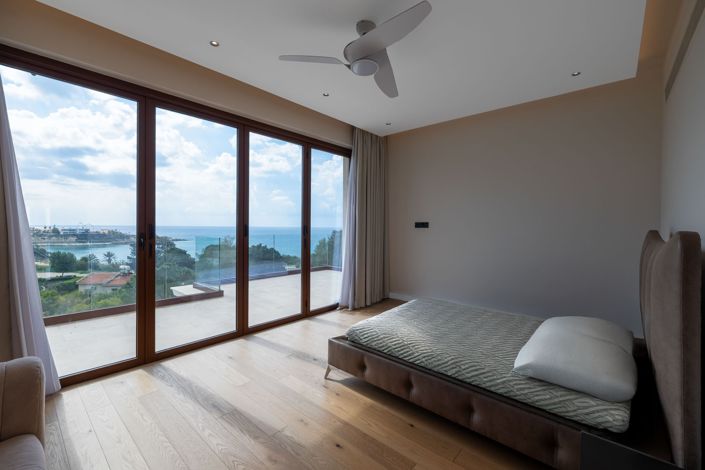 Image No.11-6 Bed Villa for sale