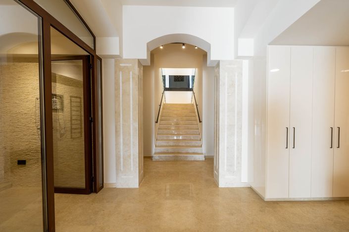 Image No.17-6 Bed Villa for sale