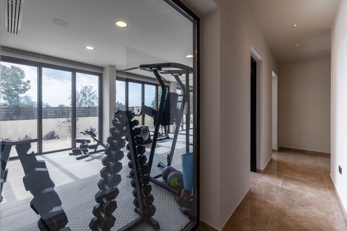 Image No.18-6 Bed Villa for sale