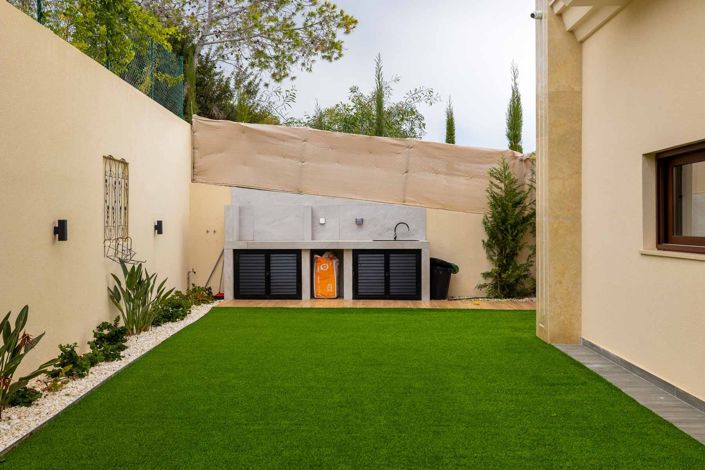 Image No.24-6 Bed Villa for sale