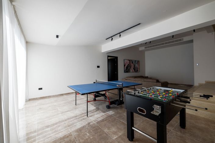 Image No.5-6 Bed Villa for sale