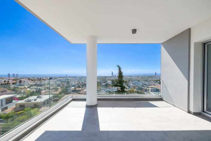 Image No.25-3 Bed Penthouse for sale