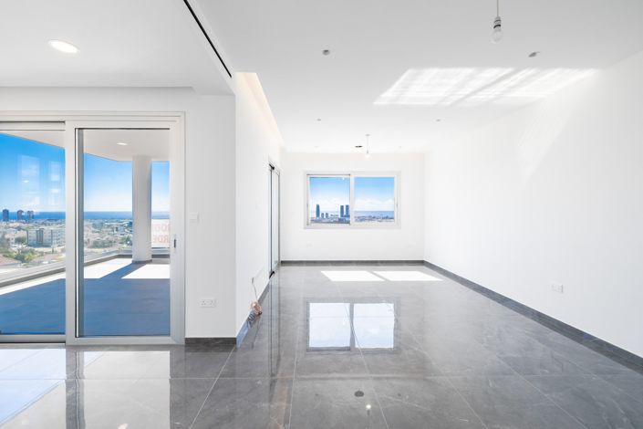 Image No.4-3 Bed Penthouse for sale