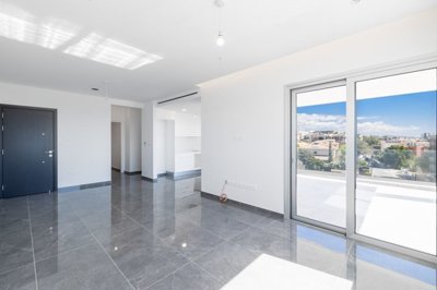 9e62f702-7201-42e6-9885-cf92176d58ba