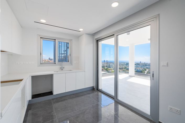 Image No.8-3 Bed Penthouse for sale