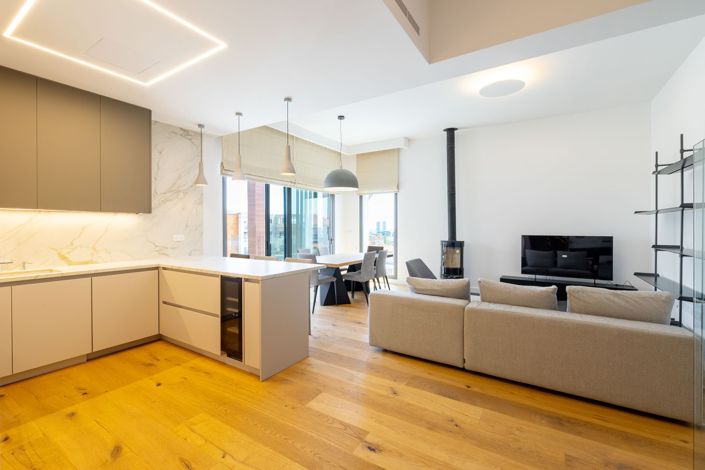 Image No.8-4 Bed Penthouse for sale