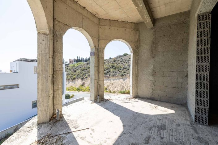 Image No.9-4 Bed House for sale