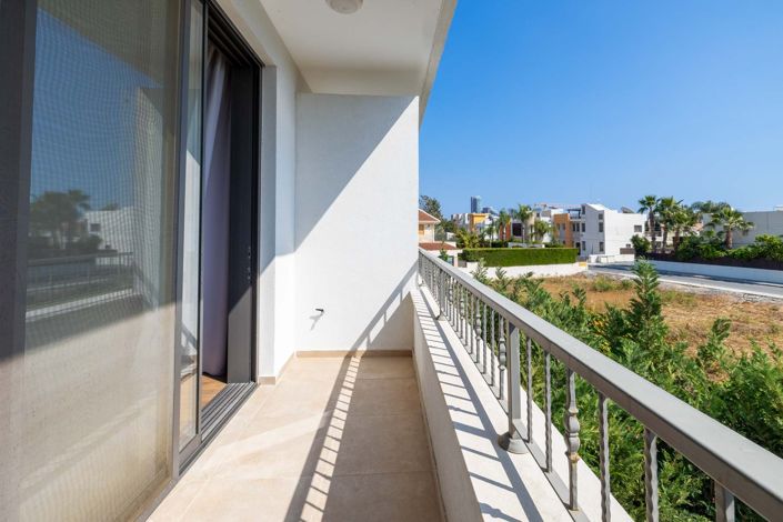 Image No.16-3 Bed House for sale