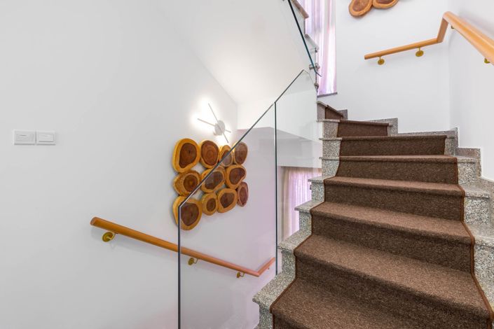 Image No.21-3 Bed House for sale