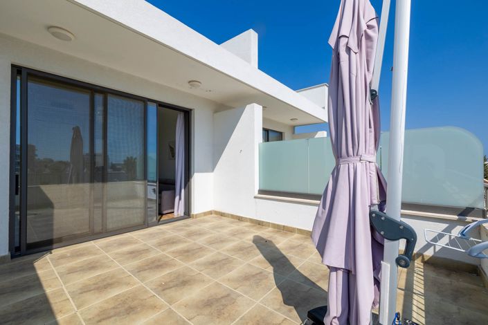 Image No.27-3 Bed House for sale