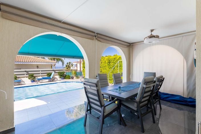 Image No.17-3 Bed House for sale