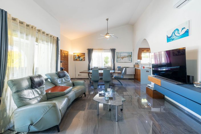 Image No.4-3 Bed House for sale