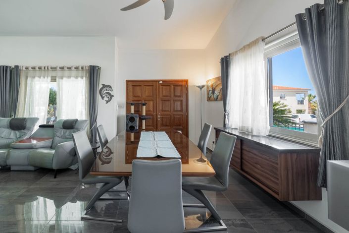 Image No.5-3 Bed House for sale