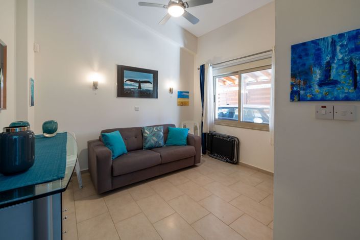 Image No.8-3 Bed House for sale