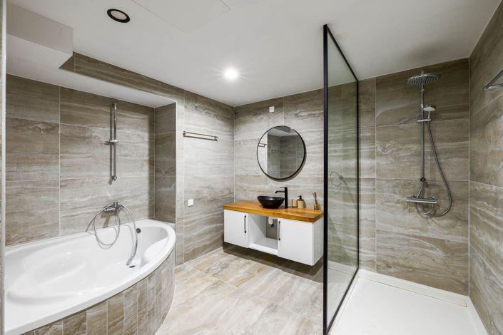 Image No.17-3 Bed Apartment for sale