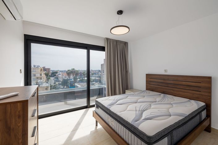 Image No.21-3 Bed Apartment for sale