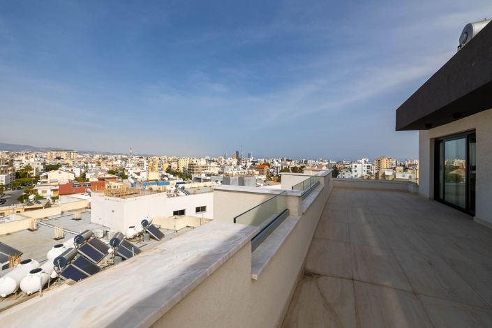 Image No.25-3 Bed Apartment for sale