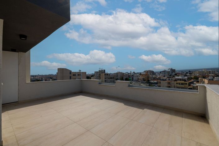 Image No.27-3 Bed Apartment for sale