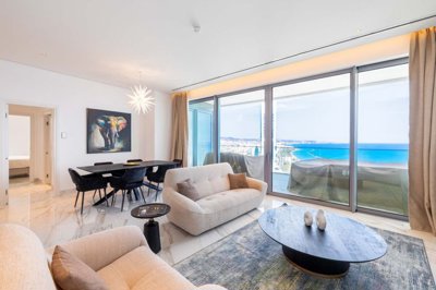 Appartement de 3 chambres à vendre à Neapolis