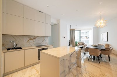 82fe1a6c-e8ae-4bfe-9b90-ed8b76b0877e