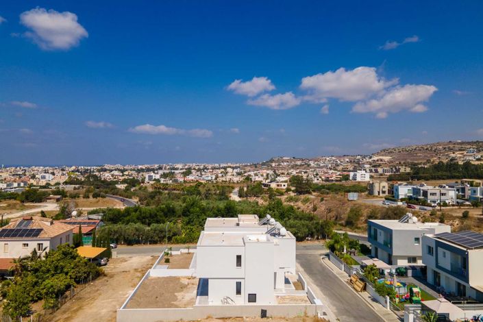 Image No.28-3 Bed House for sale