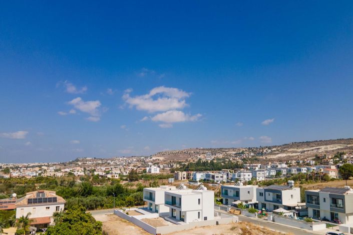 Image No.30-3 Bed House for sale