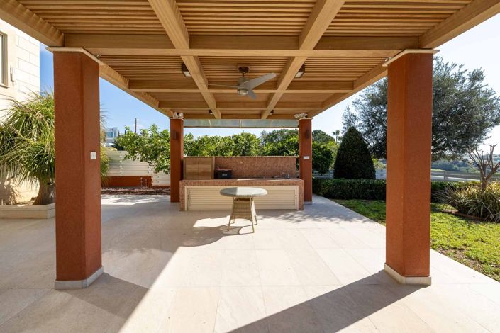 Image No.28-5 Bed Villa for sale