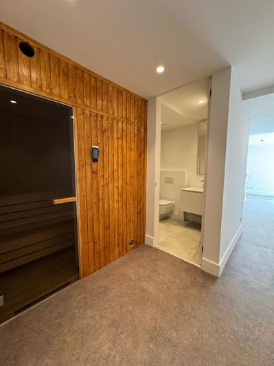 Image No.20-7 Bed House for sale