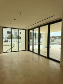 ec1232a7-e2ce-40a0-ac27-961333420283